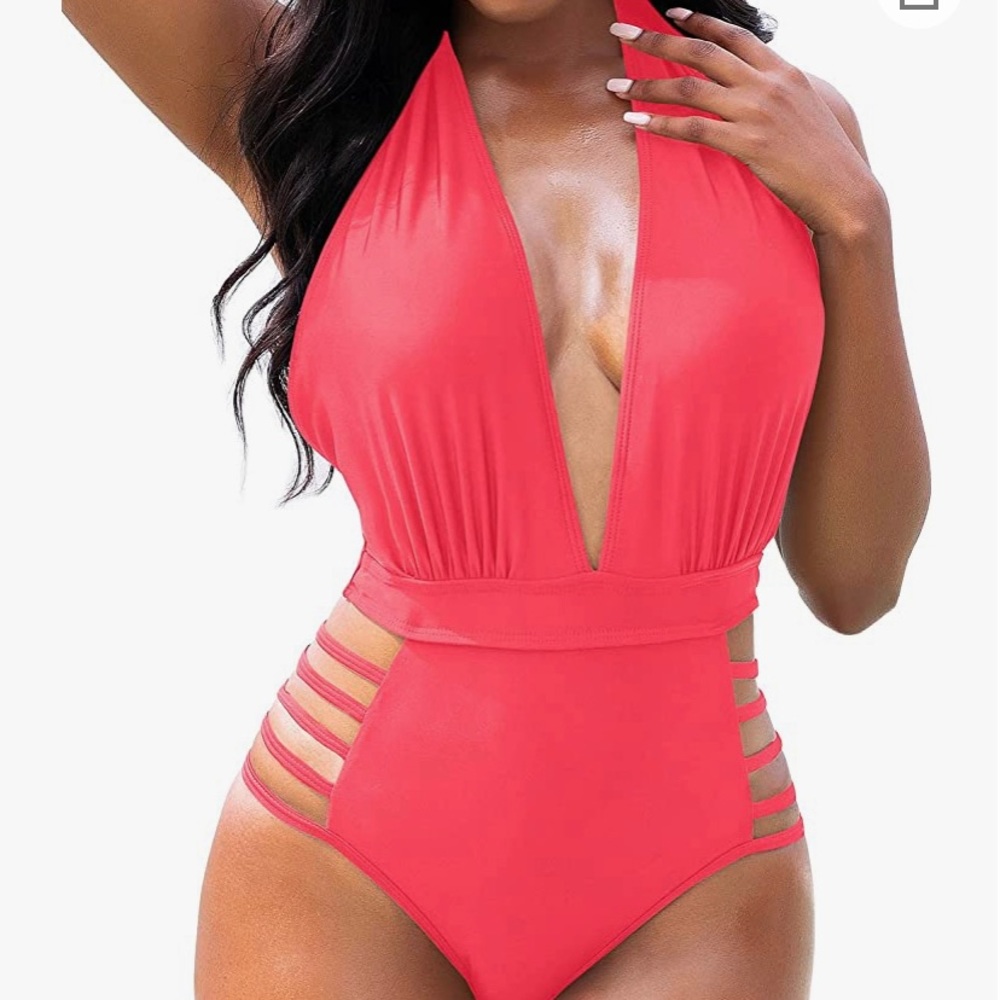 ⭐️NEW V NECK HALTER ONE PIECE